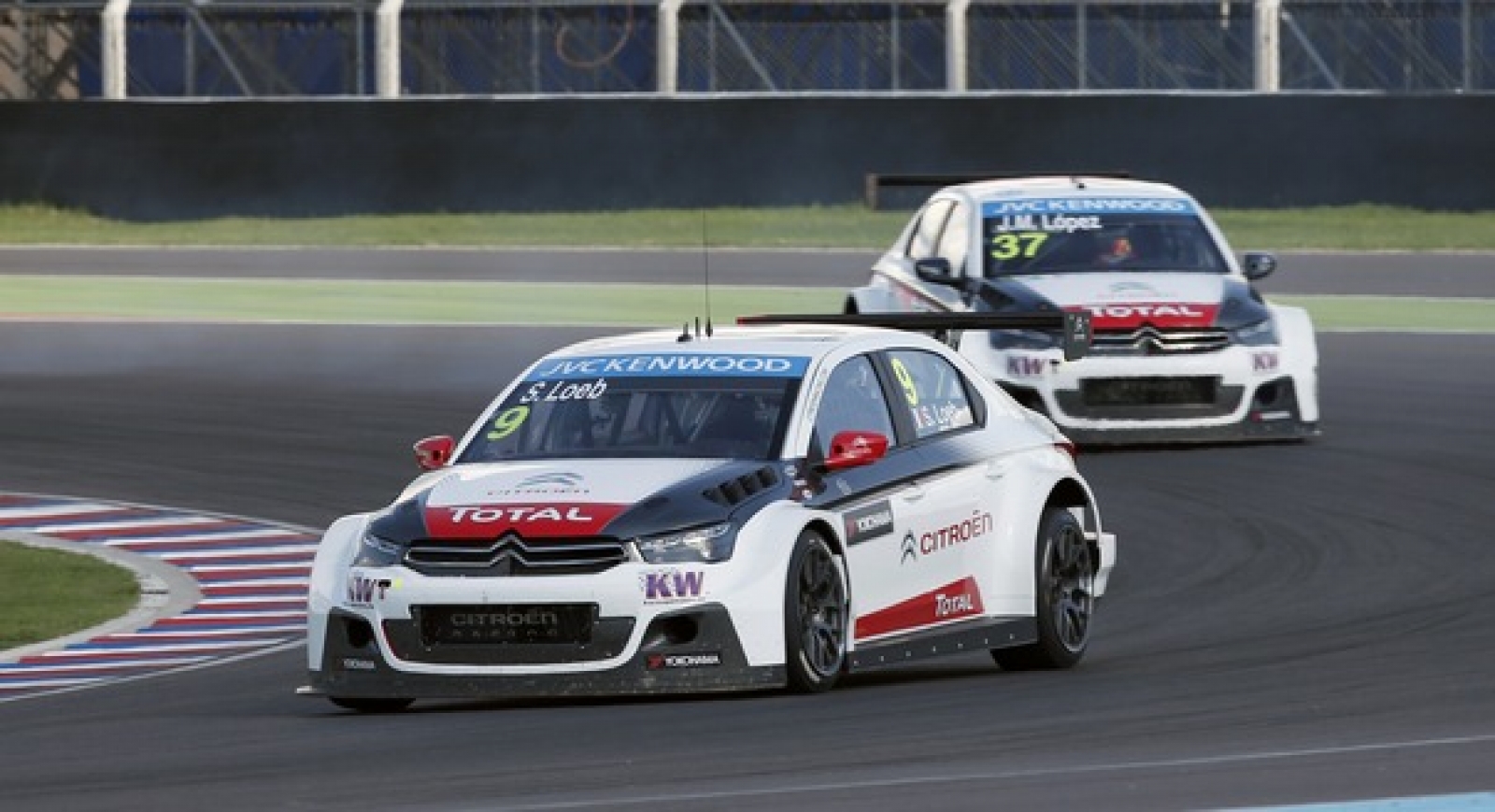 WTCC: Лопес и Лёб – первые победители в 2015-м