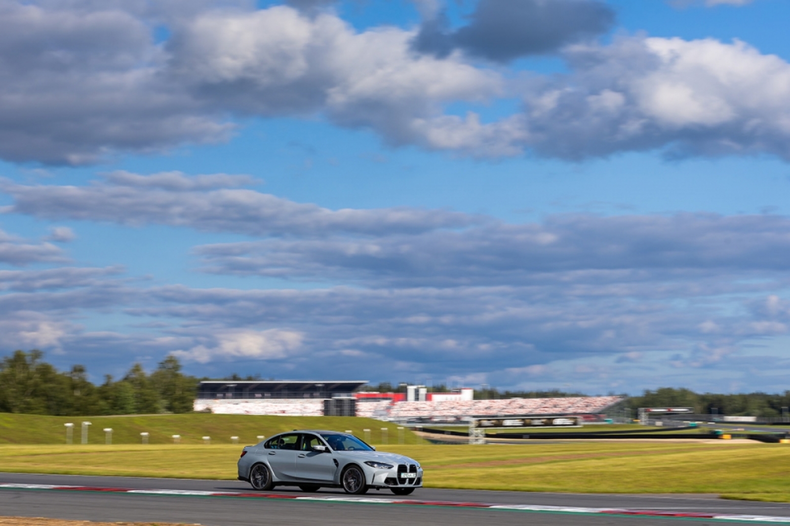 Трек-день: 15 ноября